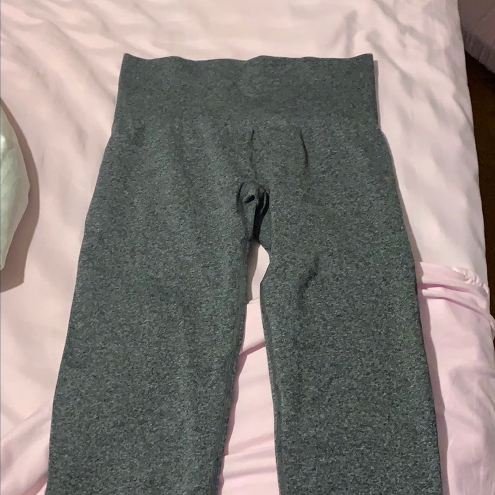 Nvgtn black speckled contour leggings S